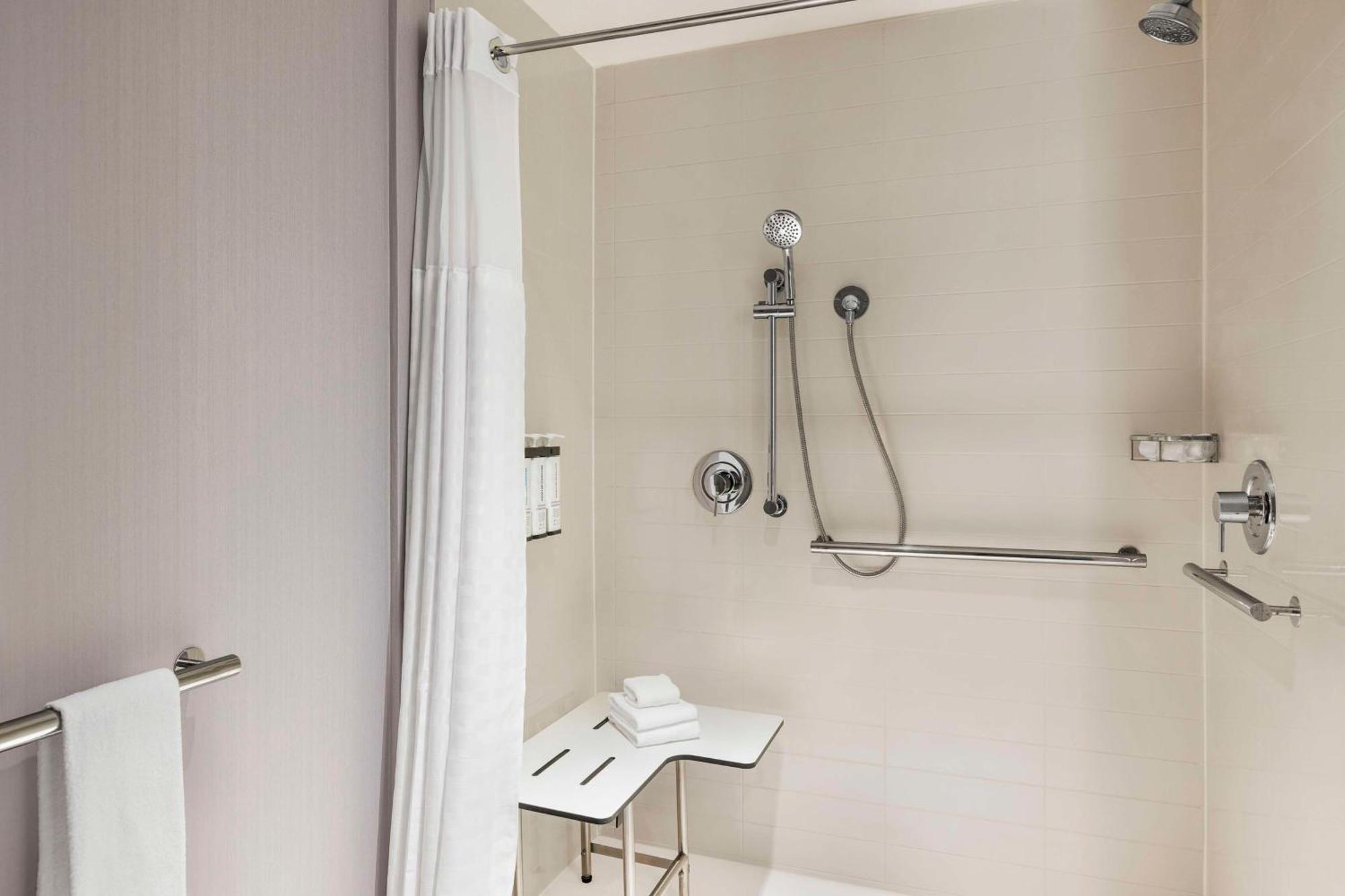 Hyatt Place Columbus Polaris Luaran gambar